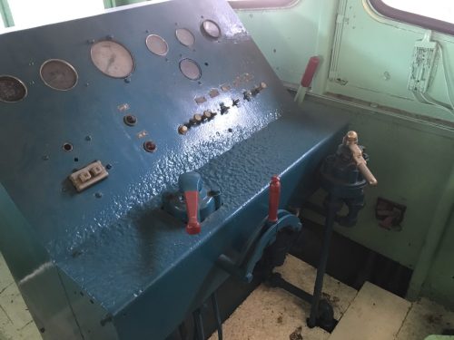 運転台のパネル